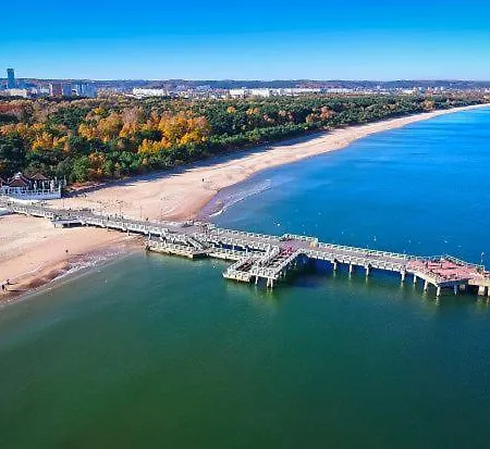 Apartament White Glove Kolobrzeska 公寓 *